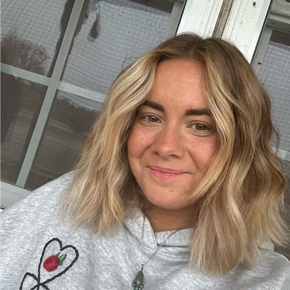 Meet your Posher, Mandy - Picture 1 of 1